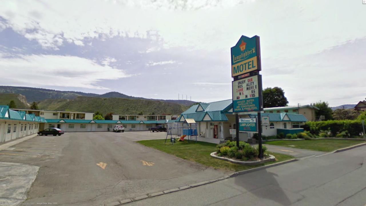 Lamplighter Motel カムループス エクステリア 写真